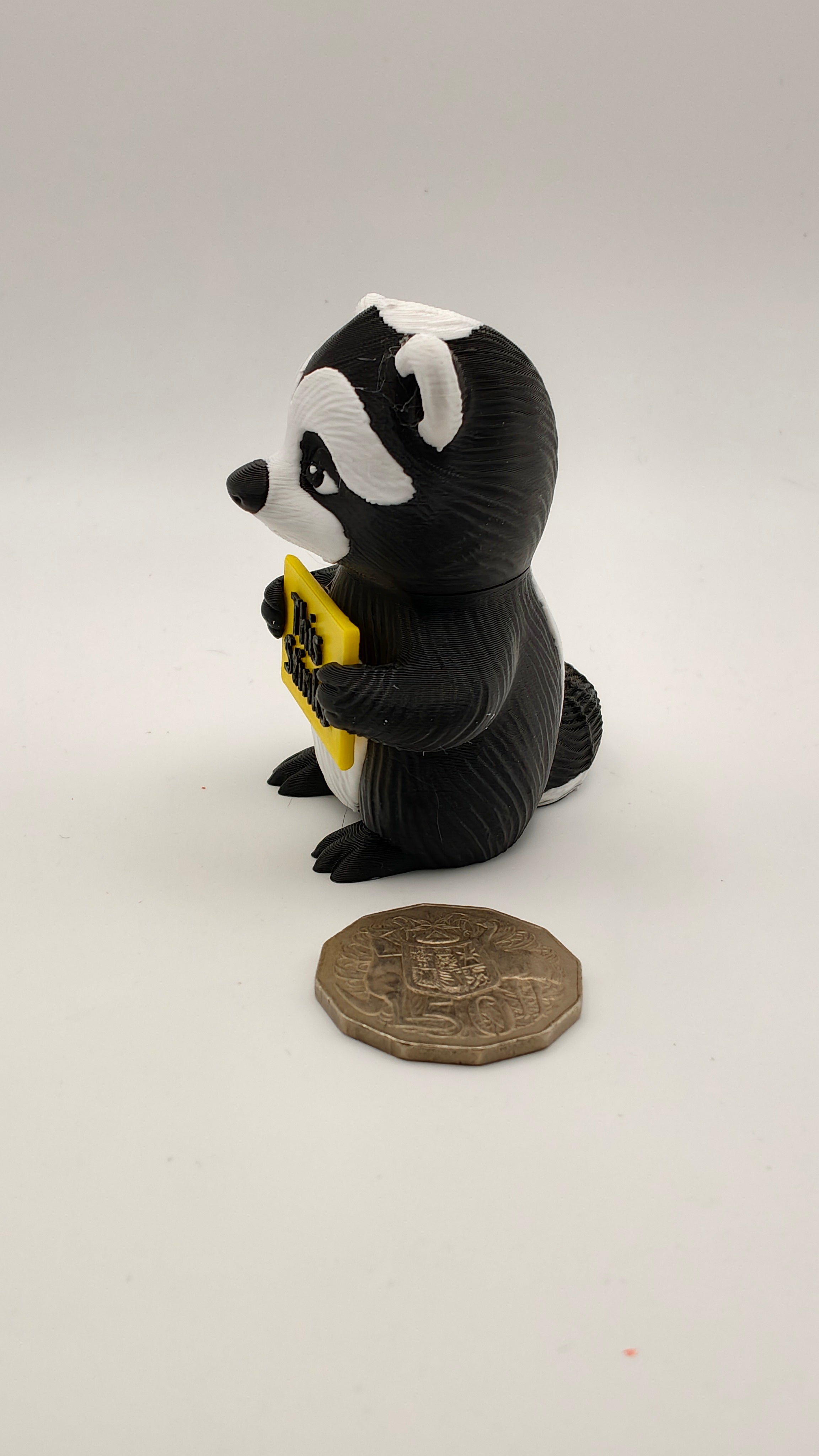 Animals With Attitude - Skunk (This Stinks!)